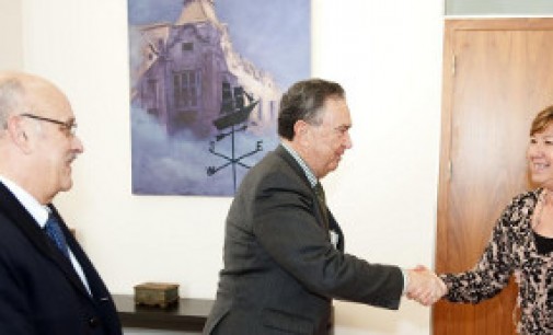 La alcaldesa de Cartagena recibe a la AINE