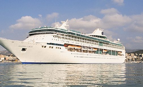 Thomson Cruises adquiere el Legend of the Seas de Royal Caribbean