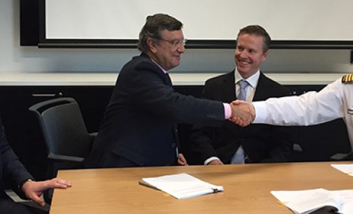Navantia firma un relevante contrato para la prestación de servicios a la Marina Australiana