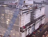 Primer bloque de World Dream a flote