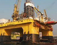 La semi-sumergible Bluewhale I perfora a más de 15 km