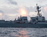 Entrega de US Ralph Johnson a la US Navy