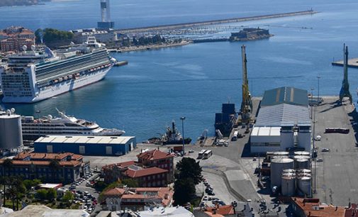 184.069 cruceristas visitaron el puerto de A Coruña en 2017