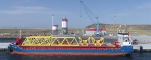El primer aerogenerador offshore en España, cada vez más cerca