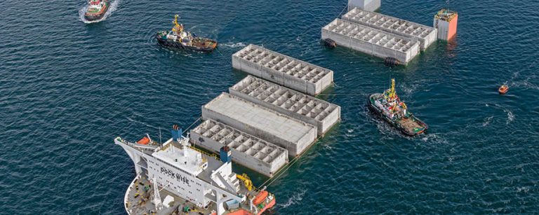 Aberdeen_Harbour_concrete_transport_web