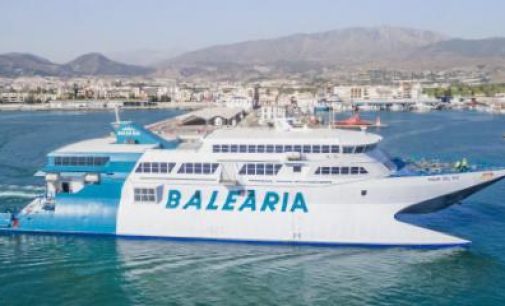 Baleària programa el ferry Bahama Mama para cubrir los servicios del fast ferry Pinar del Río encallado en Dénia