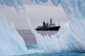 Europa lidera el veto a la pesca en aguas del Ártico Central