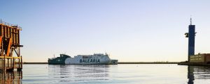 El puerto de Almería estudia poder realizar operaciones de bunkering de GNL a ferries