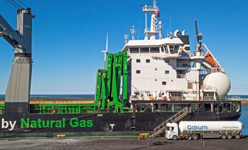 Transporte de hierro por mar con biocombustible