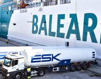 El ferry Bahama Mama de Baleària realiza el primer bunkering de GNL en el puerto de Dénia