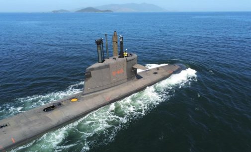 El submarino Riachuelo de la Armada Brasileña completa sus pruebas de superficie y propulsión