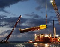 Comienza la construcción del mayor parque eólico en agua dulce