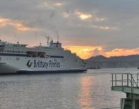 Las pruebas de Brittany Ferries continúan en el Puerto de Bilbao para el atraque del buque Salamanca con combustible GNL
