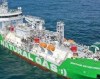 El buque de aprovisionamiento de GNL Dmitry Mendeleev de Gazprom Neft supera las pruebas de mar