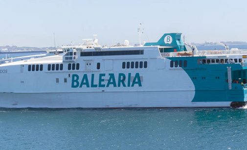 El fast ferry Avemar Dos retoma la línea Ceuta-Algeciras con unos motores más eficientes