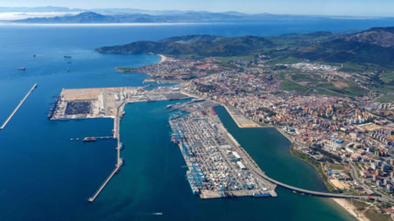 cambiar Cruel pánico El Puerto de Algeciras es el más eficiente de España, Europa y el  Mediterráneo | Revista Ingeniería Naval