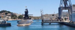 El submarino S-81 Isaac Peral realiza su primera salida al mar
