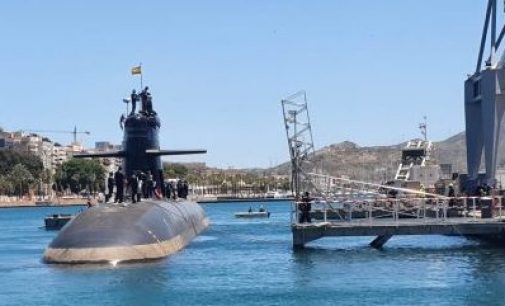 El submarino S-81 Isaac Peral realiza su primera salida al mar