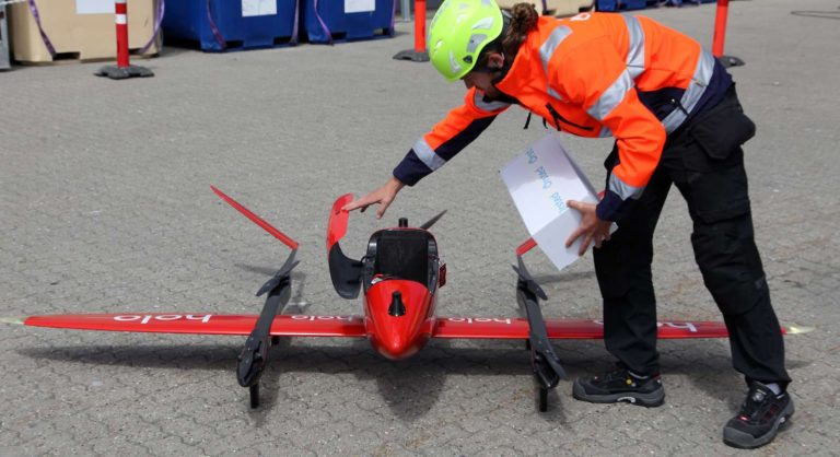 Ørsted y DSV probarán drones de carga en el parque eólico marino de Anholt