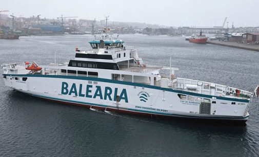 El ferry eléctrico Cap de Barbaria realiza con éxito sus primeras pruebas de mar
