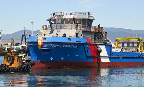 Freire bota el buque offshore Forth Constructor