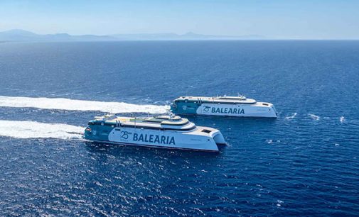 Armas Trasmediterránea vende todas sus operaciones a Baleària y DFDS