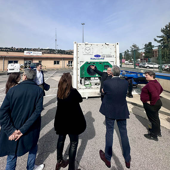 contenedor_que_mantiene_el_frio_sin_enchufes_ni_diesel_presentacion