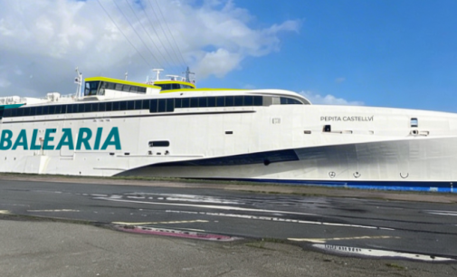 Baleària adquiere un trimarán y le bautizará Pepita Castellví