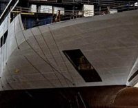 Botadura de la sección de proa del crucero Explora V