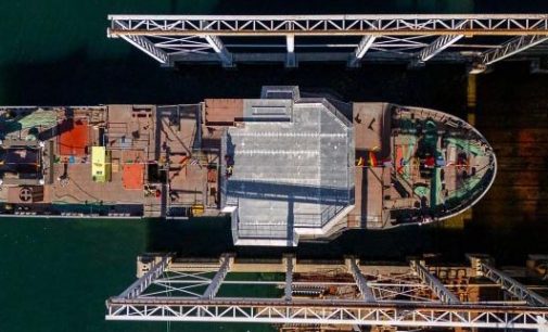 Astilleros Armón bota el HMS Sälen de la armada sueca