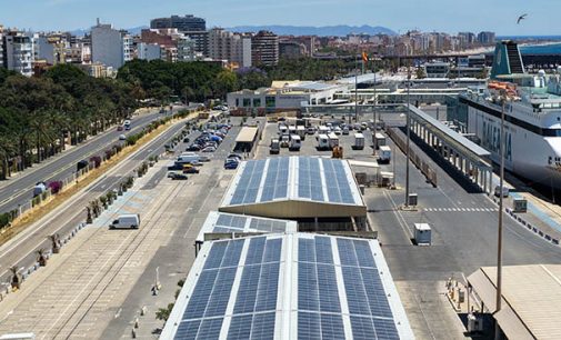 El puerto de Almería instala una planta fotovoltaica para autoconsumo en el Muelle Ribera II