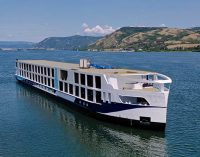 Botadura de costado del buque de crucero fluvial TUI Luzia
