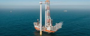 Thor, el mayor parque eólico marino de Dinamarca instala la mitad de sus aerogeneradores