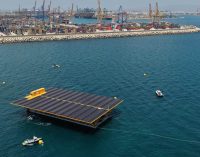 Paiporta: la primera plataforma solar marina de España llega al puerto de Valencia para iniciar su fase de pruebas