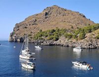 Todas las embarcaciones de recreo de alquiler requerirán un patrón con licencia de navegación o titulación para hacerse al mar