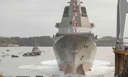 Navantia celebra en Ferrol la botadura de la fragata F112 Roger de Lauria para la Armada