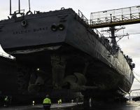 El destructor USS Arleigh Burke realiza varada en Navantia Cádiz