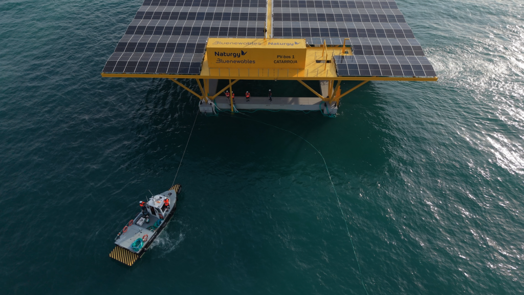 plataforma_solar_marina_Cataroja